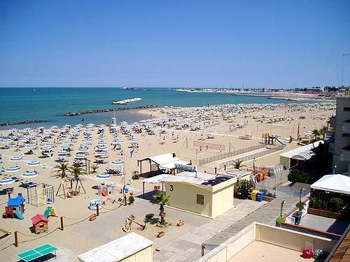 Hotel Rosa Rimini Eksteriør billede