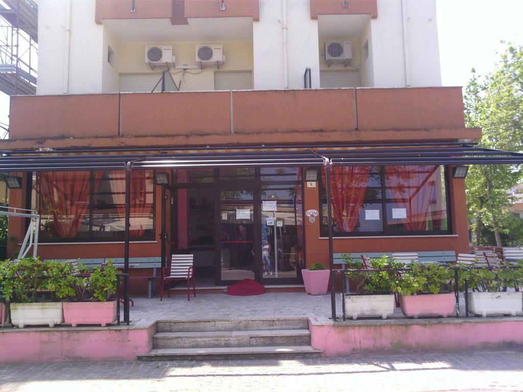 Hotel Rosa Rimini Eksteriør billede
