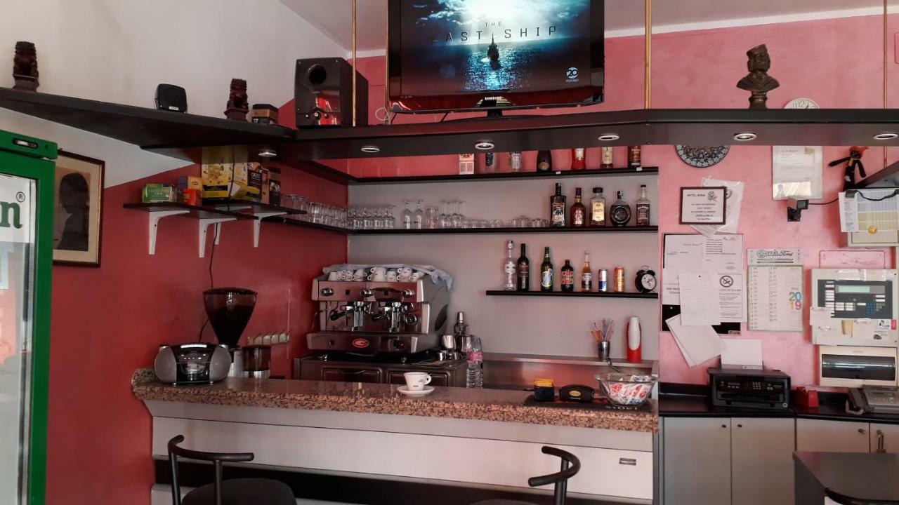 Hotel Rosa Rimini Eksteriør billede