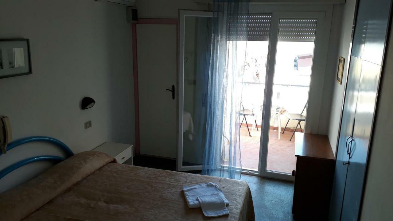 Hotel Rosa Rimini Eksteriør billede